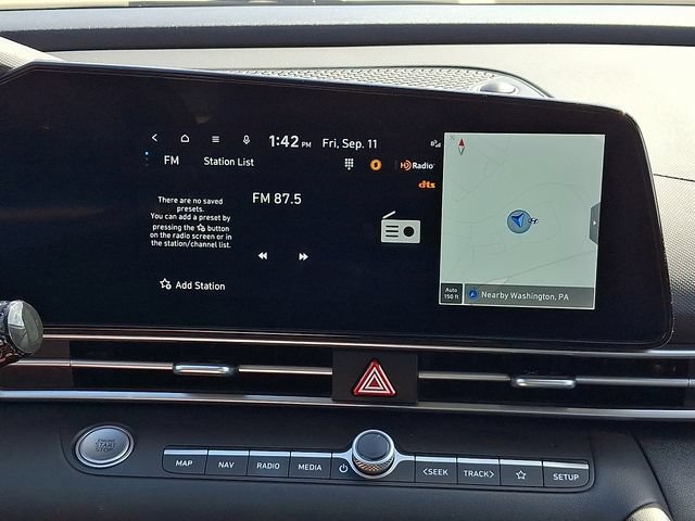Certified 2023 Hyundai Elantra SEL w/ Convenience Package FWD image 16