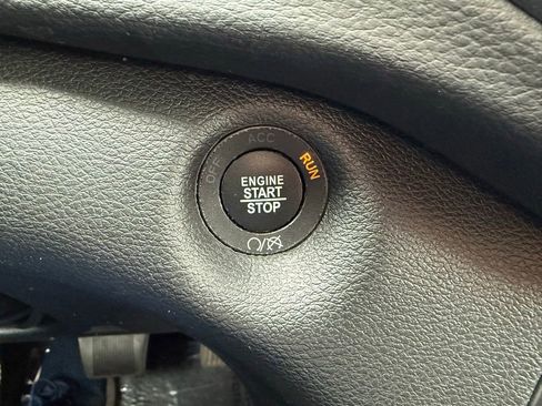 Certified 2023 Jeep Cherokee Altitude Lux AWD/4WD image 22