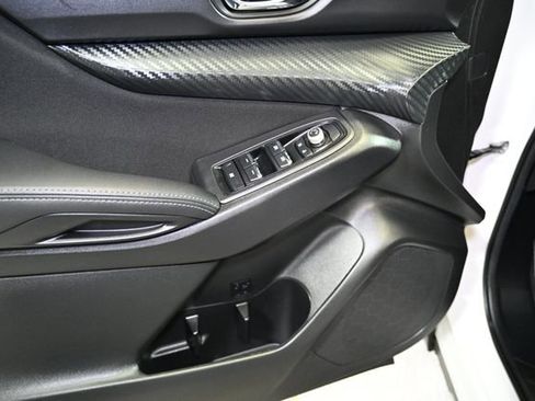 Used 2024 Subaru Ascent Premium w/ Convenience Package image 24