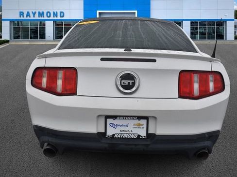 Used 2011 Ford Mustang GT Premium RWD image 5