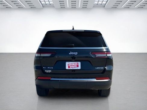 Used 2022 Jeep Grand Cherokee L Limited w/ Luxury Tech Group II image 5