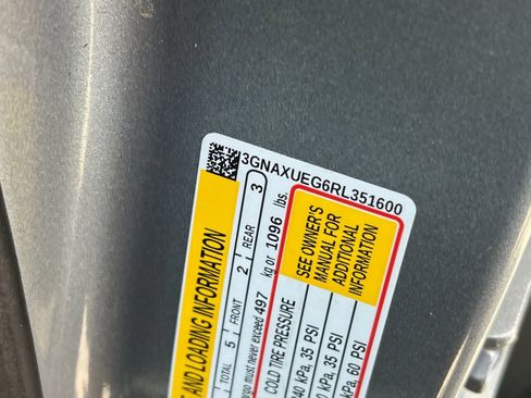 Used 2024 Chevrolet Equinox LT AWD/4WD image 31