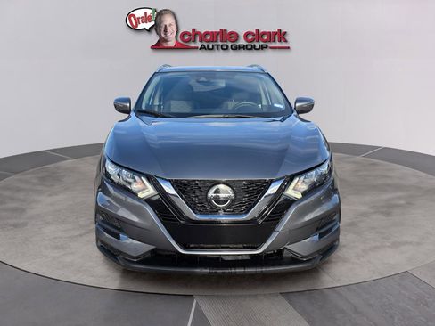 Used 2020 Nissan Rogue Sport SV image 9