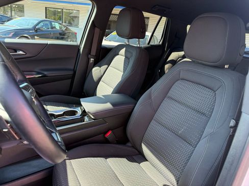 Used 2025 Chevrolet Equinox LT FWD image 8