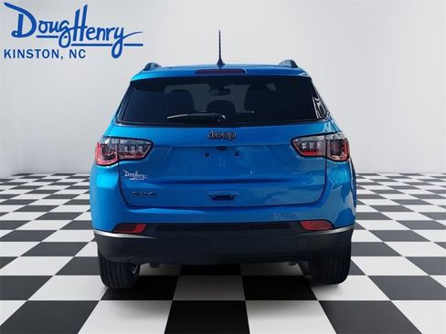 New 2026 Jeep Compass Latitude w/ Sun and Sound Group image 4