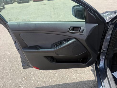 Used 2015 Kia Optima LX FWD image 17