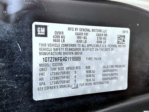 Used 2016 GMC Savana 3500 Extended RWD image 20