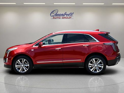 Used 2023 Cadillac XT5 Premium Luxury w/ Technology Package AWD/4WD image 7