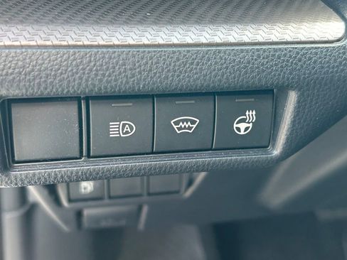 Used 2025 Toyota Prius XLE image 24