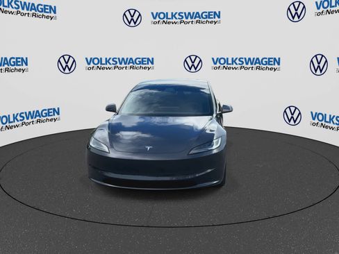 Used 2025 Tesla Model 3 Long Range RWD image 3