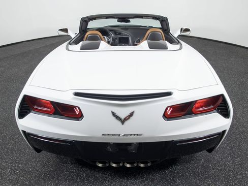 Used 2015 Chevrolet Corvette Stingray Convertible w/ 2LT Preferred Equipment Group RWD image 9