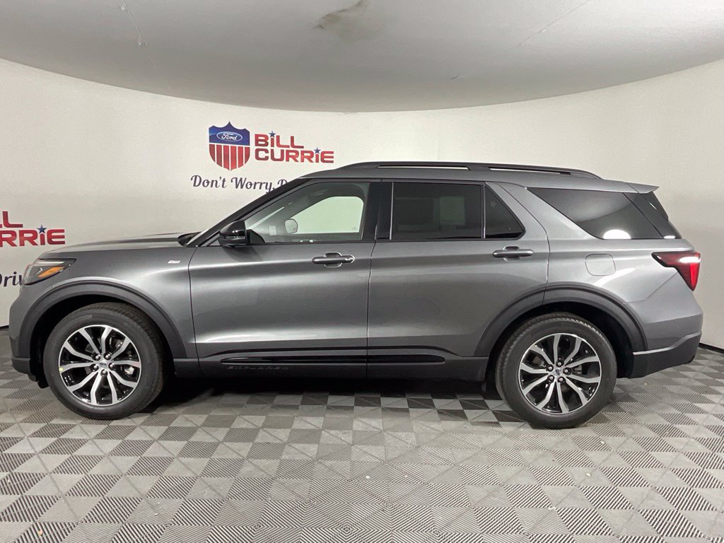 New 2027 Ford Explorer ST-Line w/ Premium Package RWD image 6