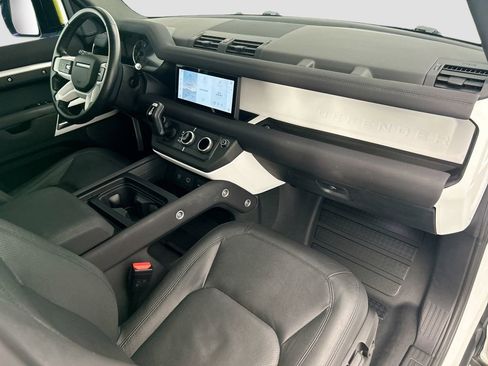 Used 2023 Land Rover Defender 110 S AWD/4WD image 16