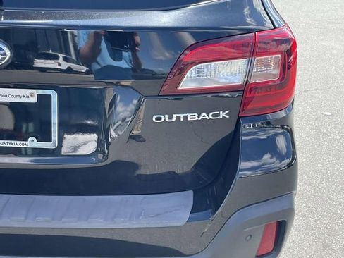 Used 2019 Subaru Outback 2.5i Limited image 16