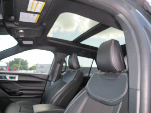 Used 2021 Ford Explorer ST AWD/4WD image 14