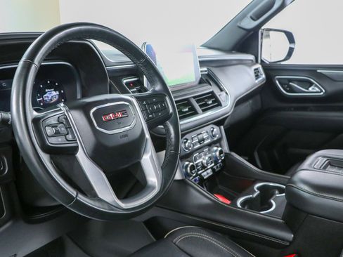 Used 2023 GMC Yukon SLT w/ SLT Premium Package AWD/4WD image 26