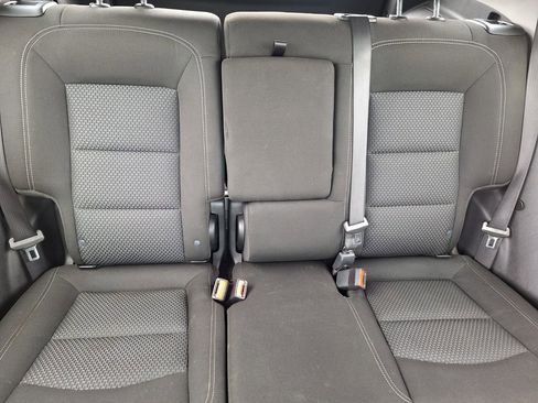 Used 2024 GMC Terrain SLE FWD image 30