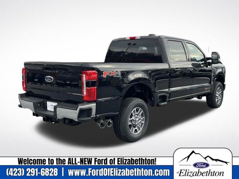 New 2026 Ford F250 4x4 Crew Cab Super Duty image 3