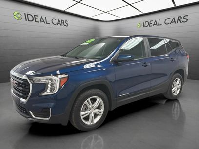 Used 2023 GMC Terrain SLE w/ LPO, Floor Liner Package