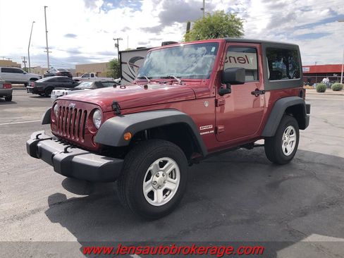 Used 2012 Jeep Wrangler Sport AWD/4WD image 4