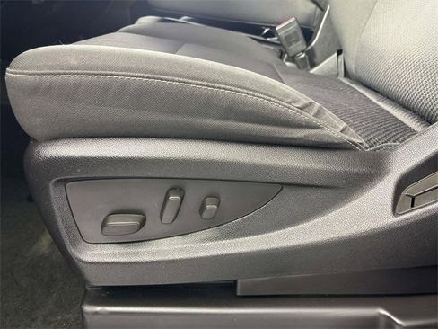 Used 2015 GMC Sierra 1500 SLE w/ SLE Value Package image 27