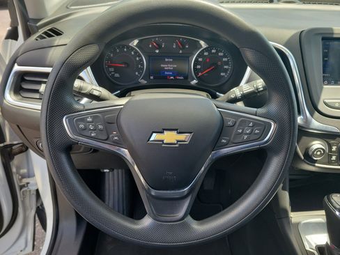 Used 2020 Chevrolet Equinox LT FWD image 21