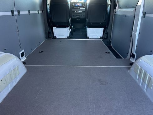 Used 2025 Mercedes-Benz Sprinter 2500 image 14