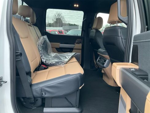 New 2026 Ford F250 Lariat w/ Chrome Package image 13