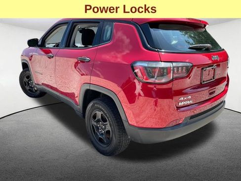 Used 2018 Jeep Compass Sport AWD/4WD image 9