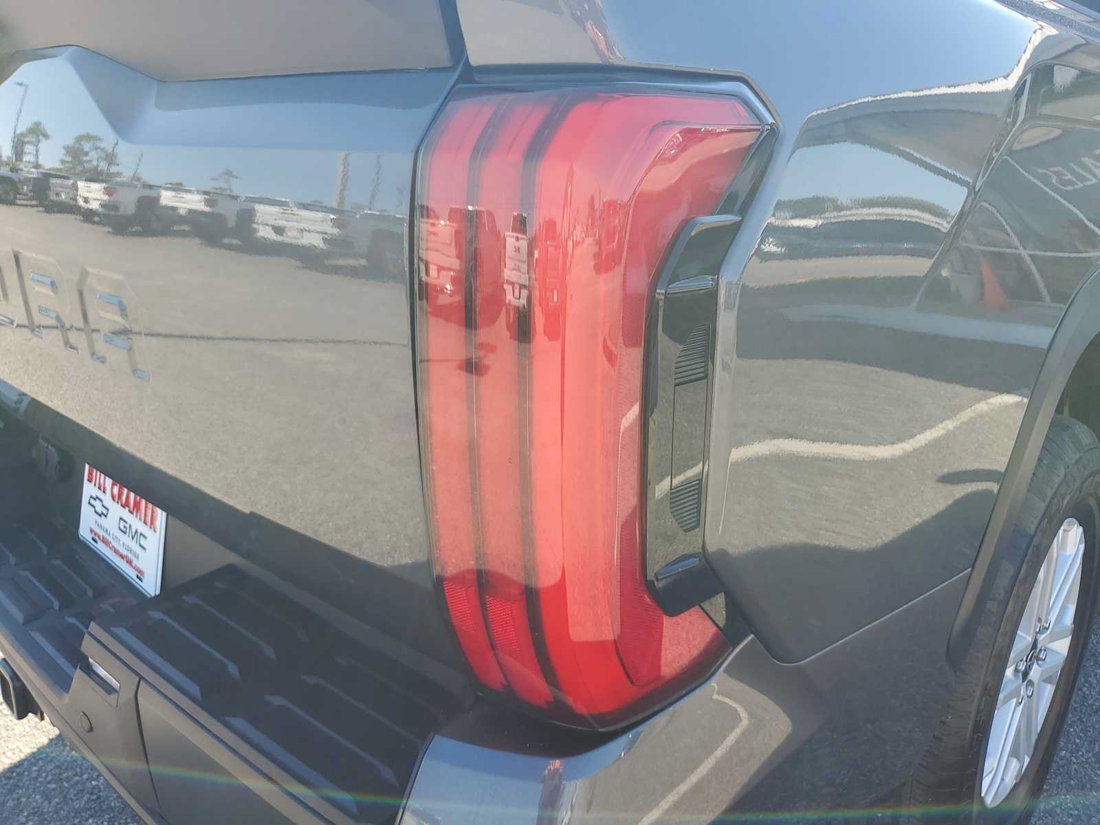 Used 2025 Toyota Tundra SR5 w/ SR5 Convenience Package AWD/4WD image 7