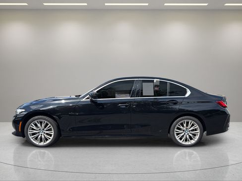 Used 2024 BMW 330i xDrive Sedan w/ Premium Package AWD/4WD image 9