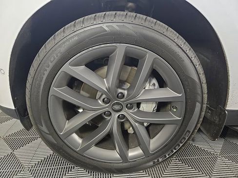 Certified 2024 Land Rover Range Rover Sport SE AWD/4WD image 9