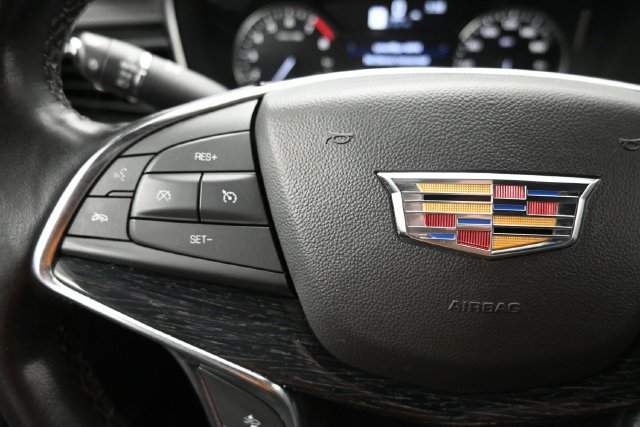 Used 2020 Cadillac XT5 Premium Luxury AWD/4WD image 29