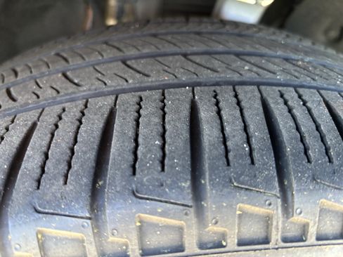 Used 2025 Land Rover Range Rover SE image 12