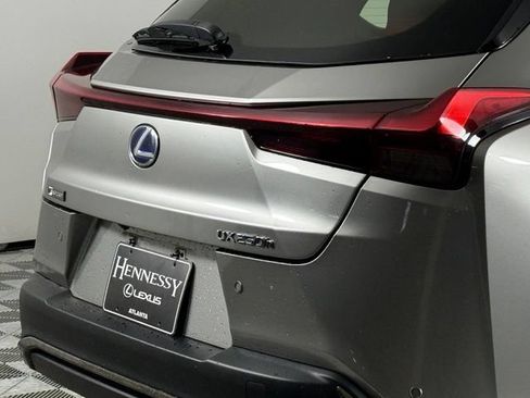 Used 2021 Lexus UX 250h F Sport AWD/4WD image 18
