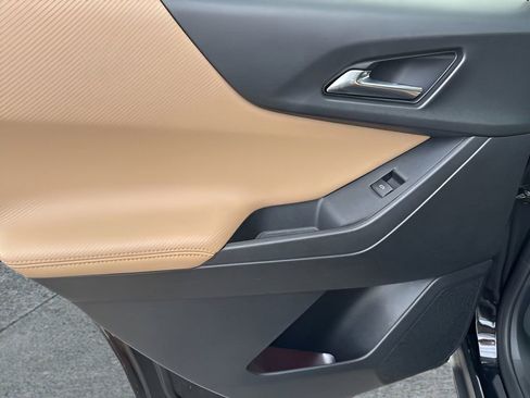 Used 2026 Chevrolet Equinox ACTIV image 47