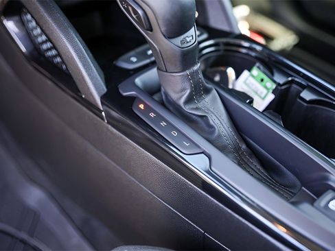 Used 2021 Chevrolet TrailBlazer LT w/ Convenience Package image 21