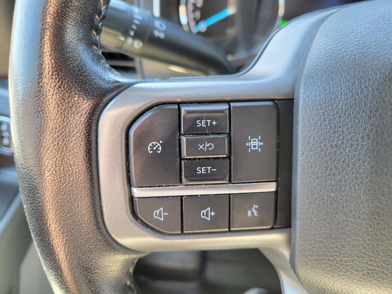 Used 2022 Ford F150 XLT w/ Equipment Group 301A Mid AWD/4WD image 18