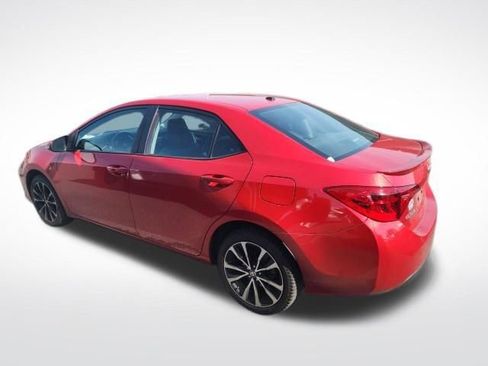 Used 2017 Toyota Corolla SE image 6