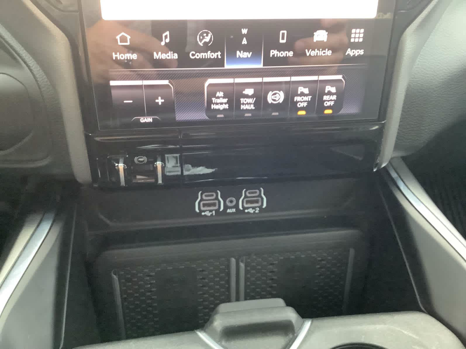 Used 2025 RAM 2500 Laramie AWD/4WD image 20