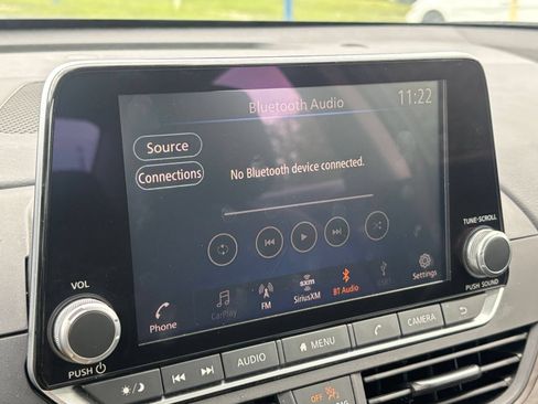 Used 2025 Nissan Altima 2.5 SV FWD image 20