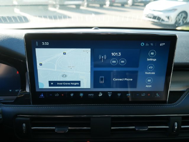 Used 2025 Lincoln Corsair AWD w/ Equipment Group 101A image 29
