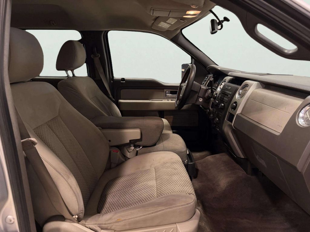 Used 2010 Ford F150 XLT AWD/4WD image 25