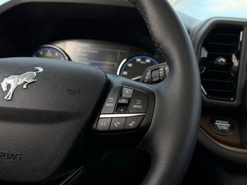 Used 2024 Ford Bronco Sport Outer Banks w/ Tech Package image 10