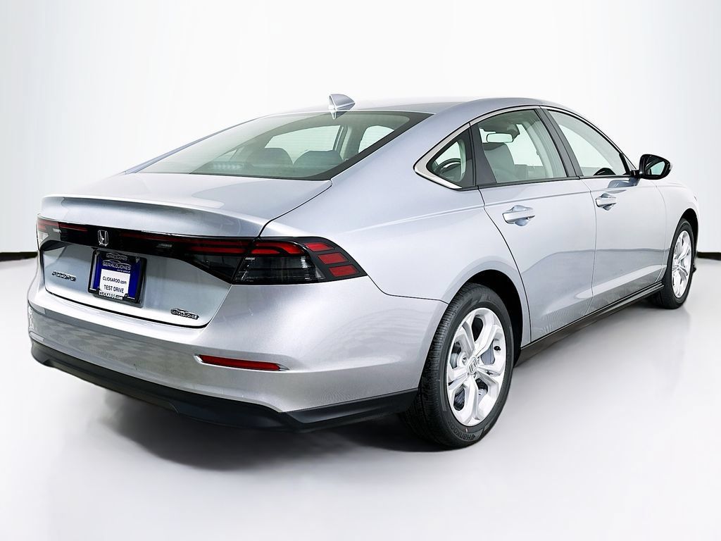 Used 2026 Honda Accord LX image 7