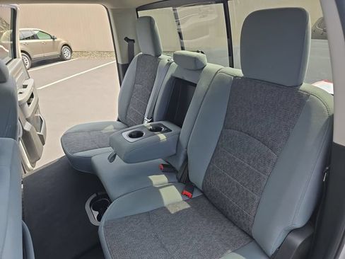 Used 2019 RAM 1500 Big Horn AWD/4WD image 13