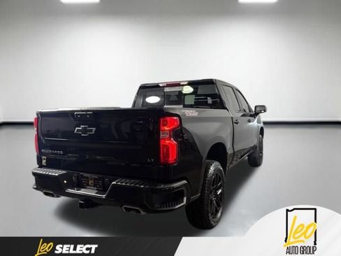 Used 2025 Chevrolet Silverado 1500 LT Trail Boss w/ Convenience Package II AWD/4WD image 5