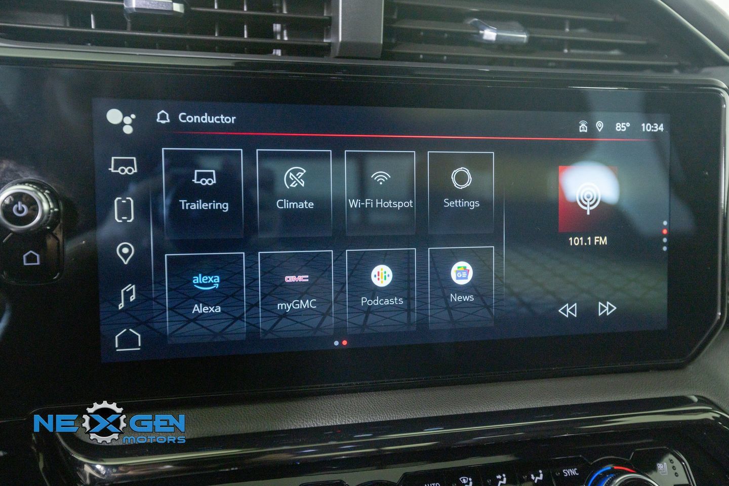 Used 2024 GMC Sierra 1500 AT4 w/ Technology Package AWD/4WD image 21