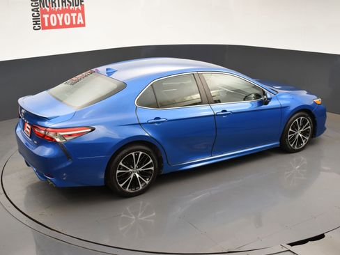 Used 2019 Toyota Camry SE image 19