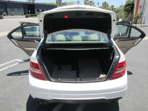 Used 2013 Mercedes-Benz C 300 4MATIC Sedan image 11